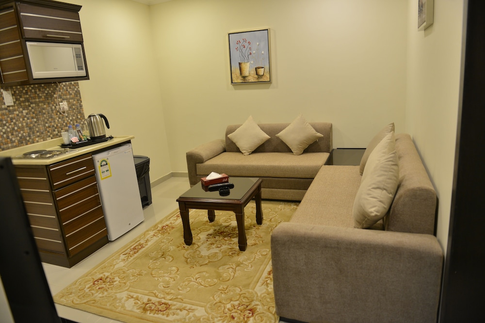Suite, 1 Bedroom photo 3