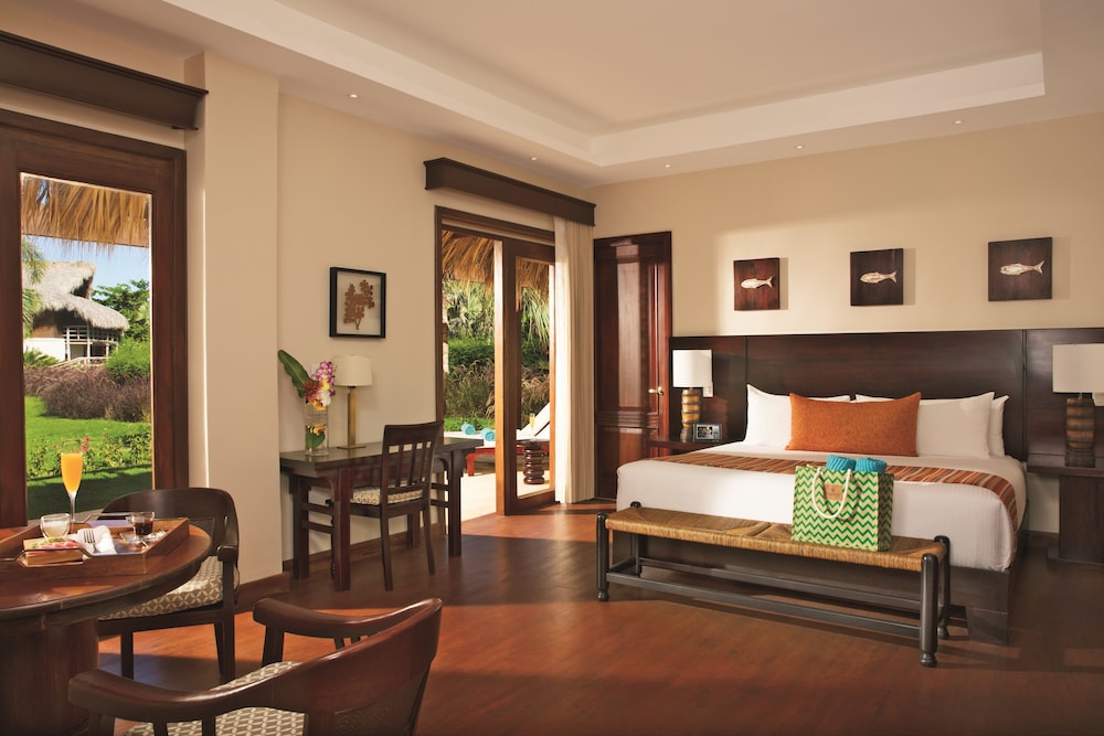 3-Bedroom Villa Dominicana Garden View