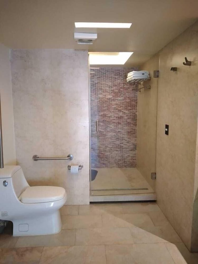 Standard Room - Photo 4