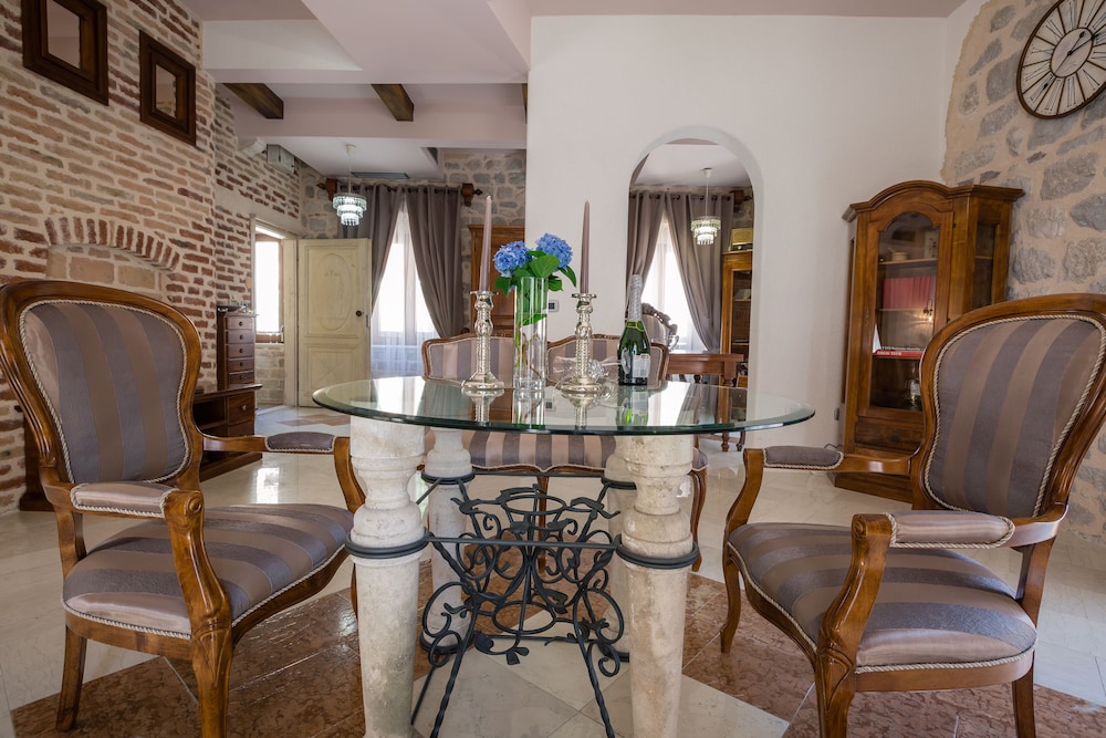 Standard Apartment, 1 Bedroom, Terrace photo 2