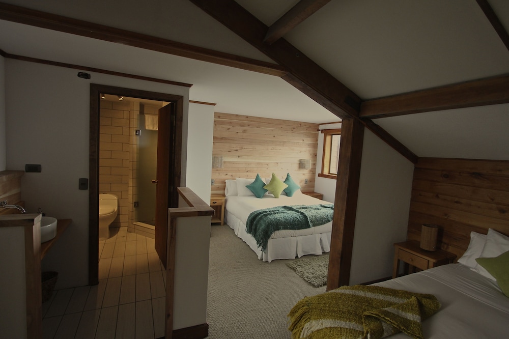 Standard Triple Room, Sea View photo 3