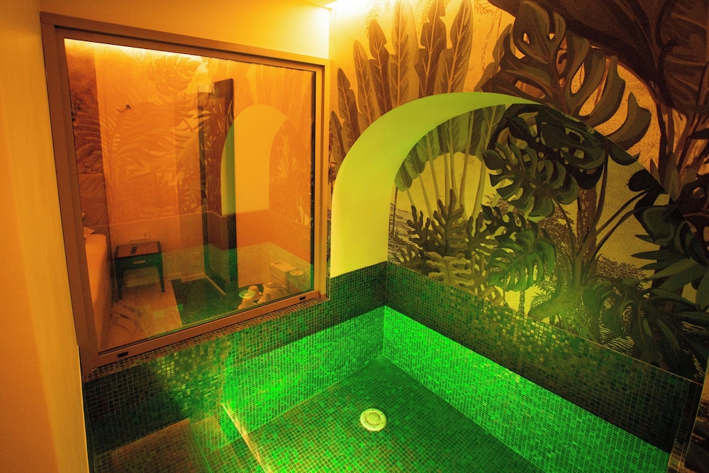 Romantic Studio Suite, Private Pool photo 1
