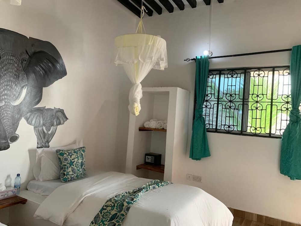 Comfort Twin Room
