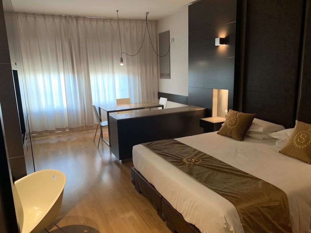 Standard Double or Twin Room