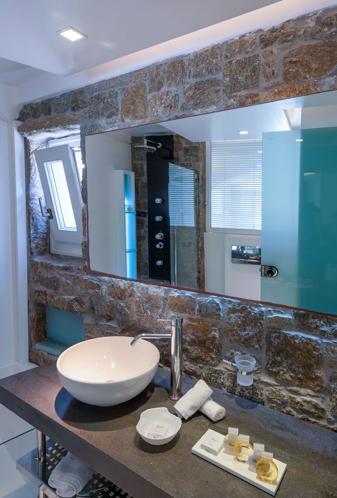 Superior Double Room, Garden View, Ground Floor - Photo 8