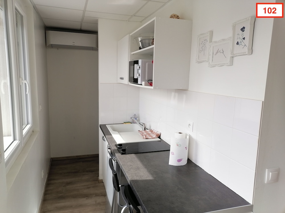 Classic Studio, Ensuite - Photo 3