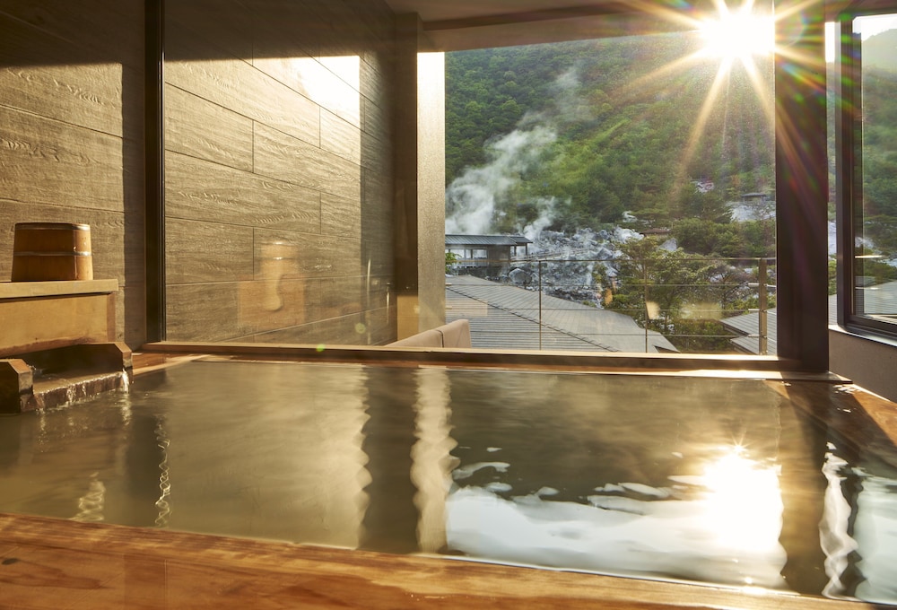 Universal Design Twin JP-Western Room, Main Bldg. (3F, Half Open Air Bath, Terrace)