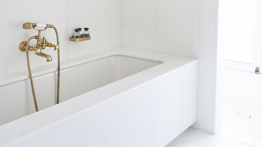 Monsieur George Hotel & Spa – Champs Elysées bathroom photo
