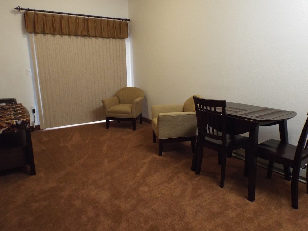 Deluxe Studio, Non Smoking, Mountain View photo 3