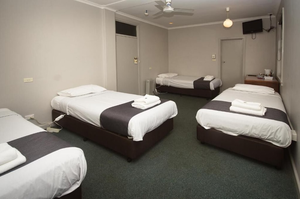 Standard Quadruple Room - Photo 5