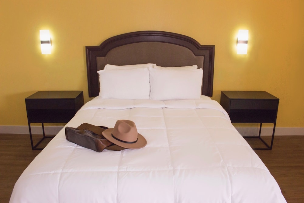 Deluxe Double Room, 1 Queen Bed, Accessible, Non Smoking photo 3