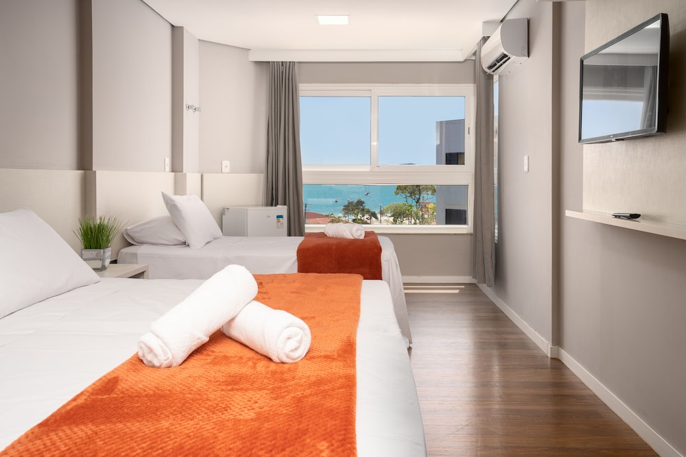 Luxury Sea View Suite photo 3