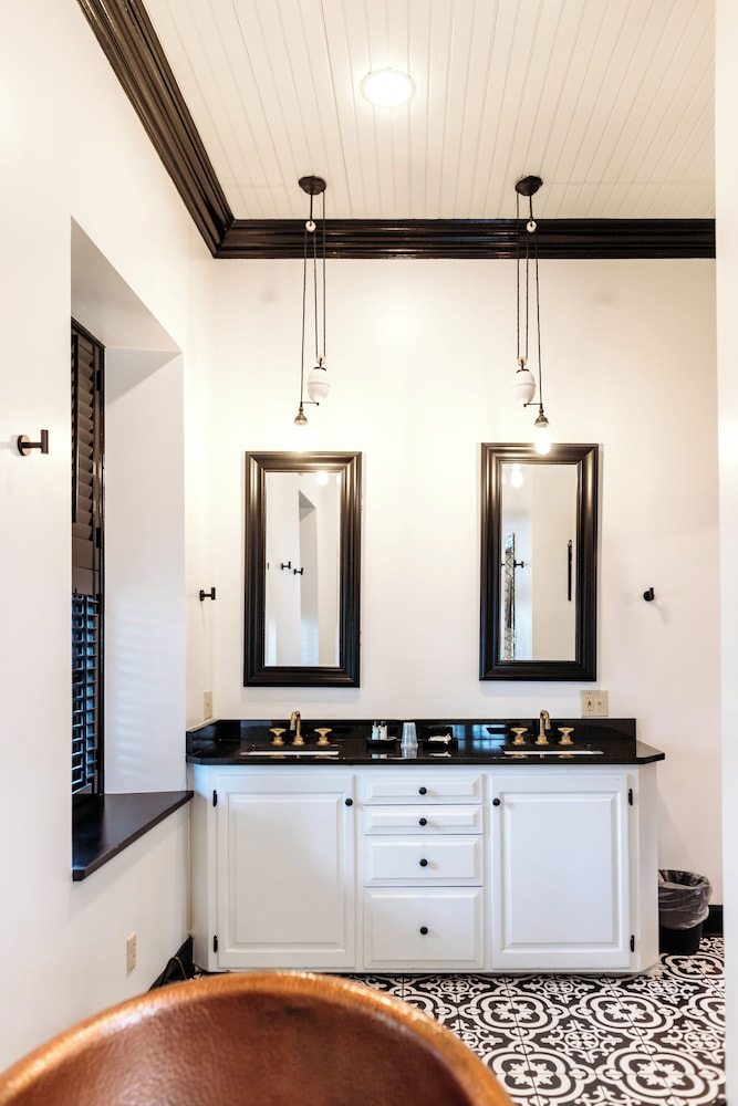 Suite 21 photo 3
