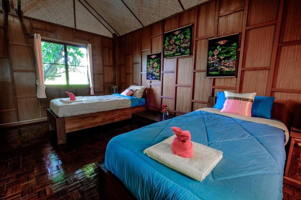 Twin Room With Garden View photo 3
