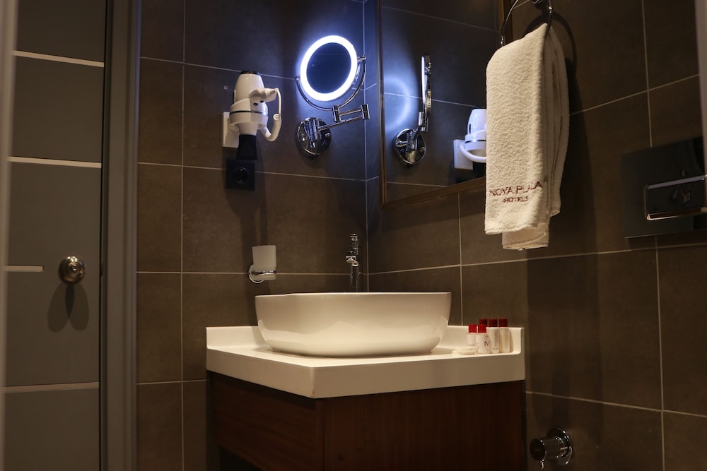 Comfort Room photo 2