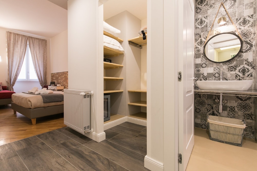 Luxury Quadruple Room photo 3