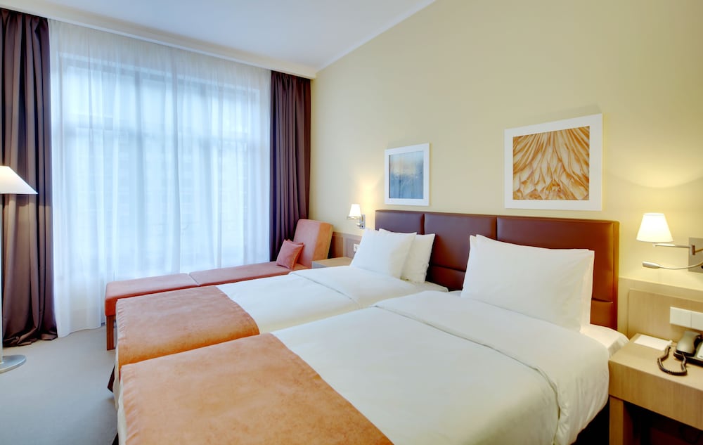 Standard Double or Twin Room photo 2