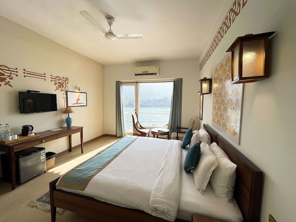 Premium Ganga view - Photo 6