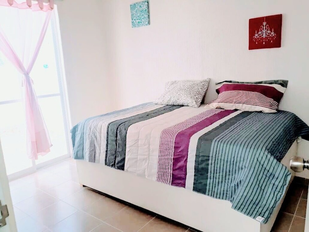 Family House, Multiple Beds photo 1