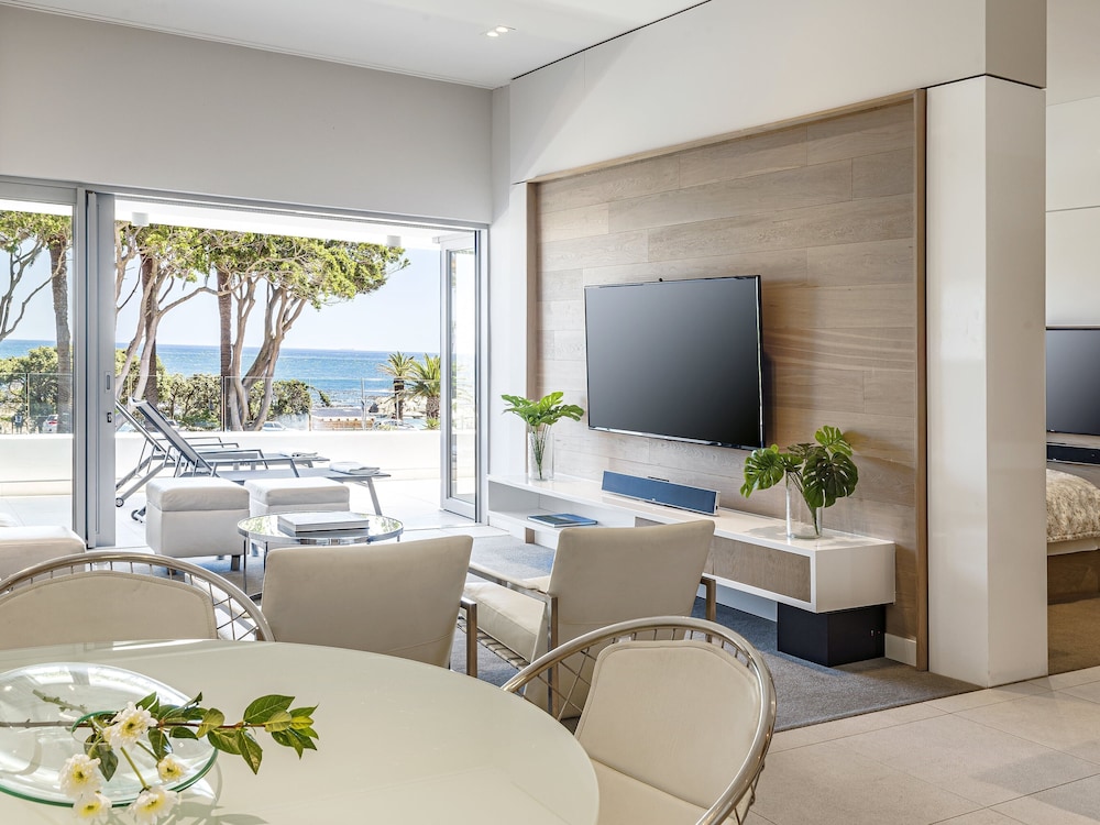 One Bed Luxury Suite