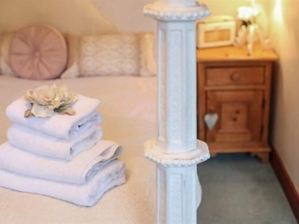 Standard Double Room, Ensuite, Garden View (Room 1) photo 3