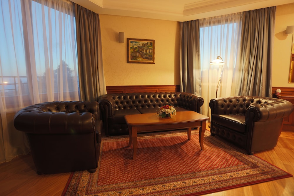 Luxury Suite, Sea View (Free Room Safe) photo 1
