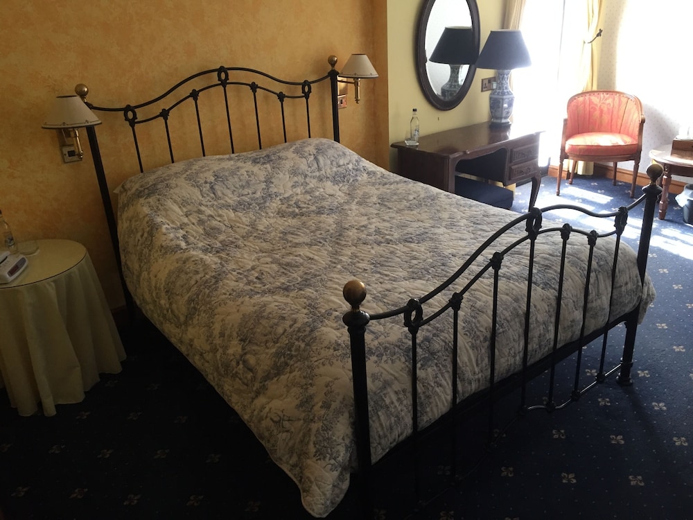 Superior Double Room, Ensuite (Superior Double with Bath) photo 1