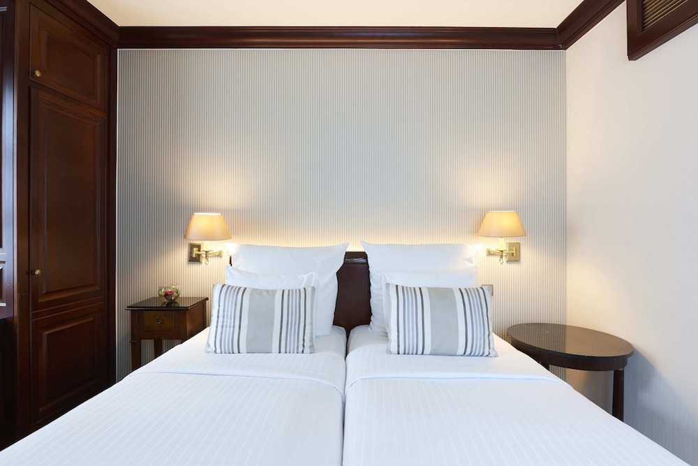 Classic Room, 2 Twin Beds - Photo 5