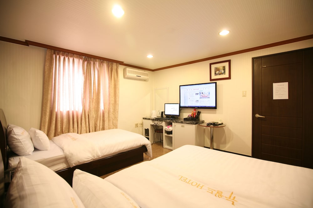 Deluxe Twin Room - Photo 4