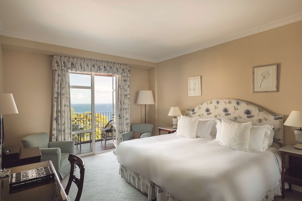 Deluxe Room, Sea View - Photo 9