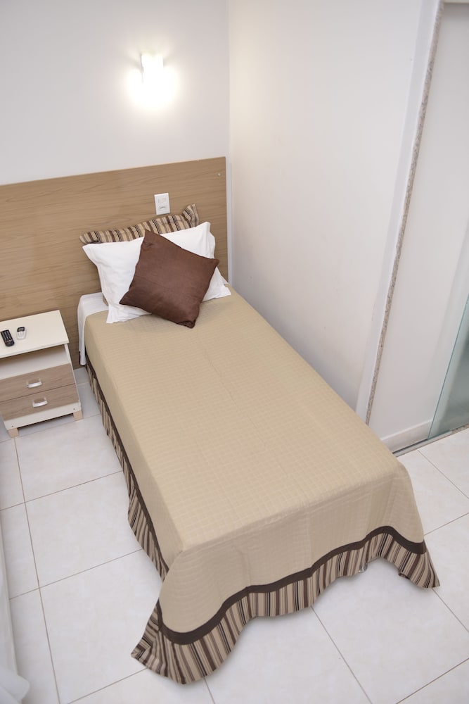 Double or Twin Room photo 3