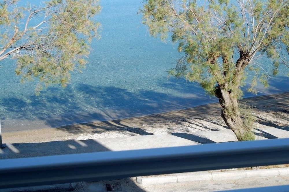 Standard Room, Beachside photo 3