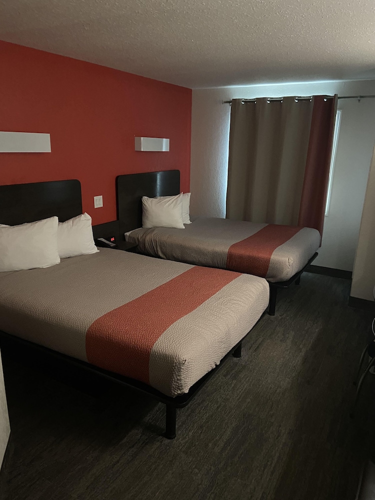 Standard Room, 2 Double Beds, Non Smoking photo 1