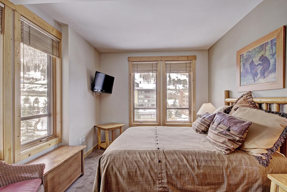 Condo, 3 Bedrooms photo 1