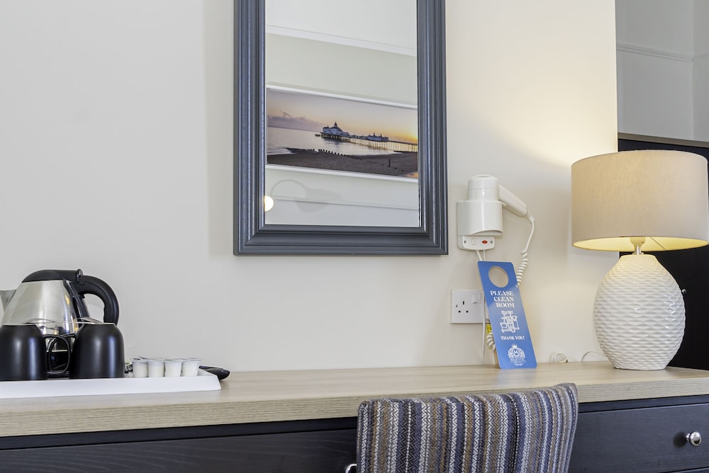 Superior Double Room, Ensuite, Sea View photo 2