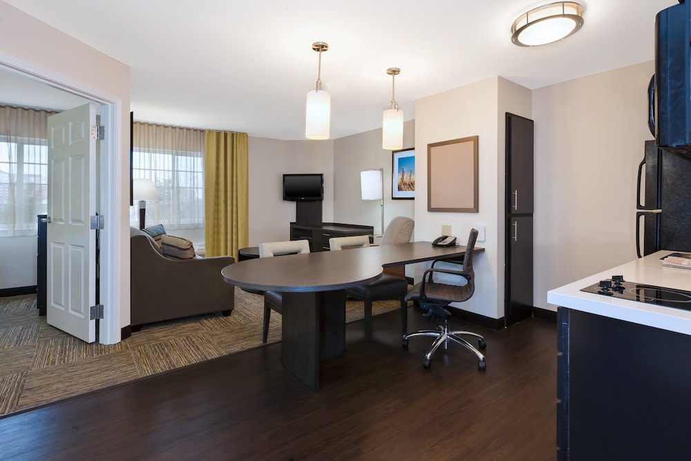 Room, 1 Bedroom, Accessible, Non Smoking (Communications, Roll-In Shower) - Photo 2