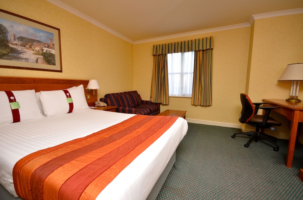 Standard Room, 1 King Bed (Walk-In Shower) - Photo 2
