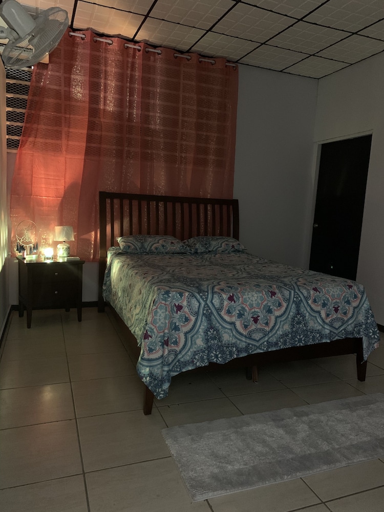 Deluxe Apartment, 2 Bedrooms, Mountain View, Ground Floor photo 2
