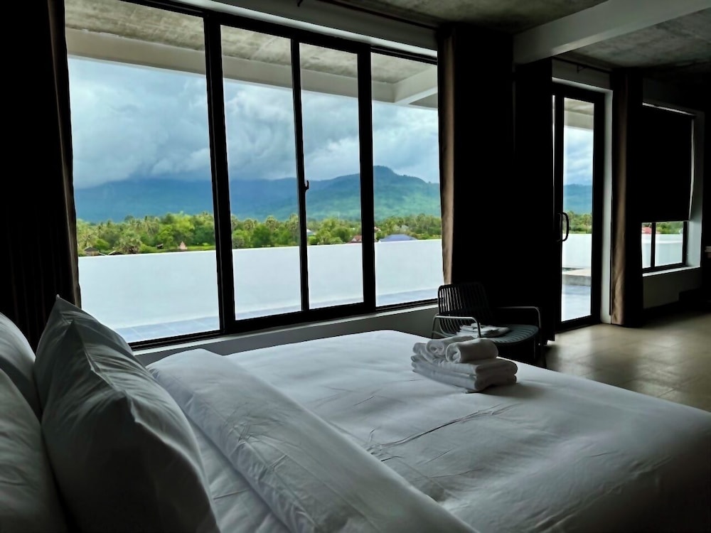 Deluxe Penthouse
