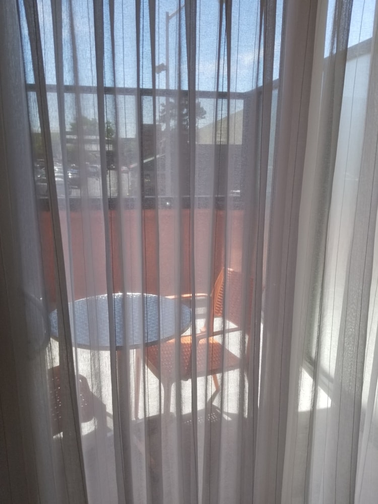 Premium Room, 1 Queen Bed photo 3