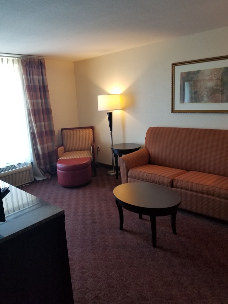 Suite, Multiple Beds, Non Smoking photo 2