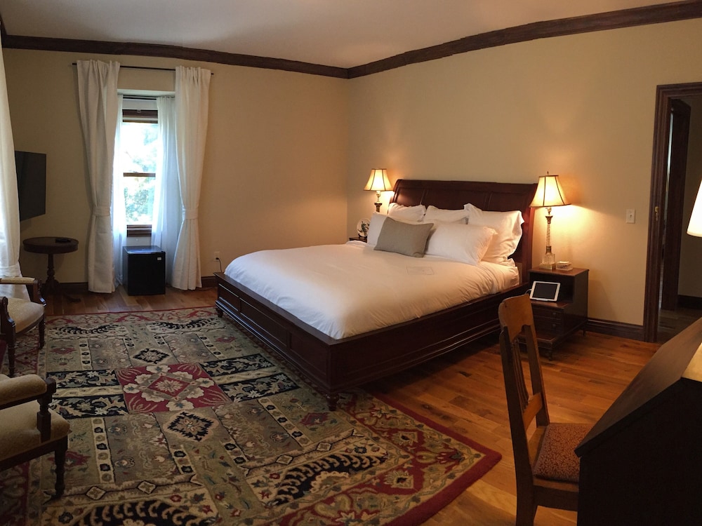 Deluxe Double Room, Private Bathroom