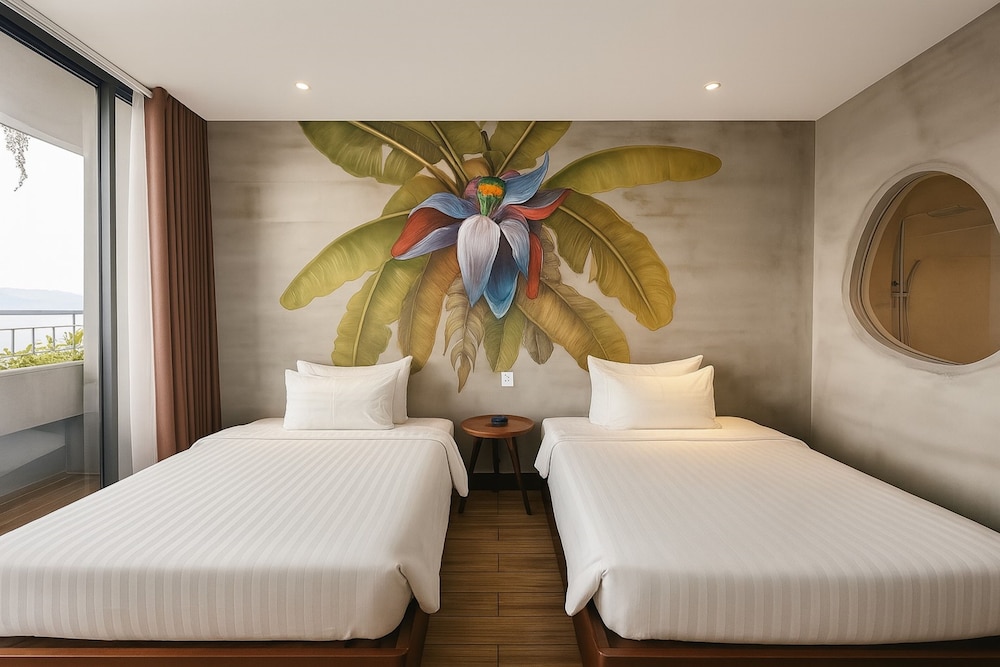 Superior Room, Sea View - Photo 7