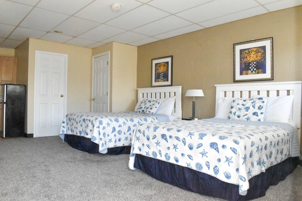 Standard Room, 2 Double Beds