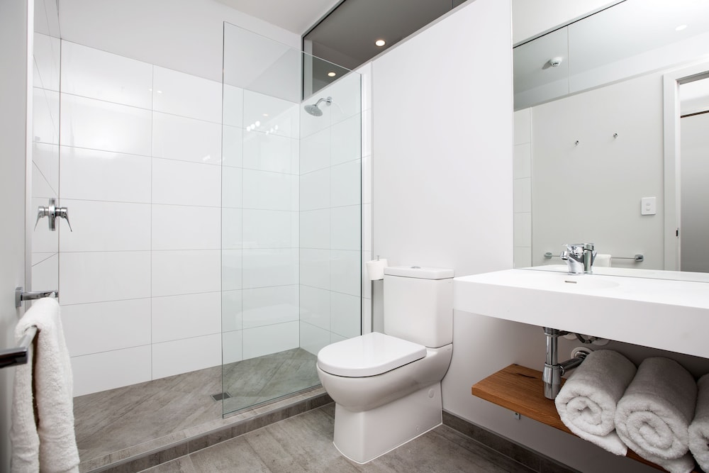 Double or Twin Room, 2 Bedrooms thumbnail 5