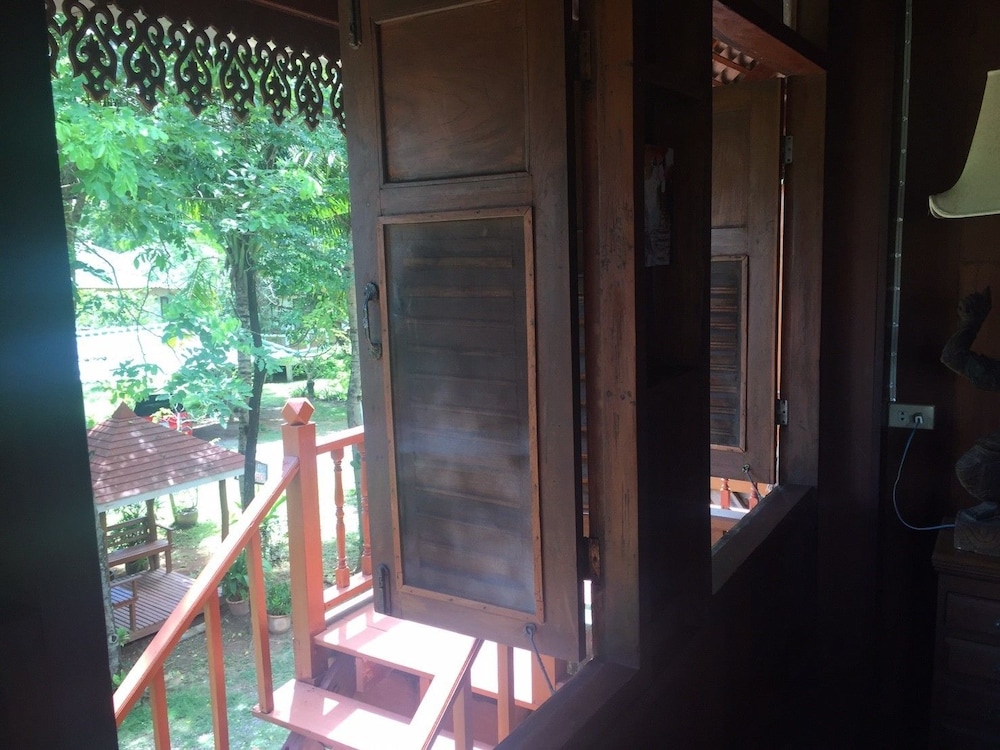 Teak Wood Villa 3 Bedrooms photo 3