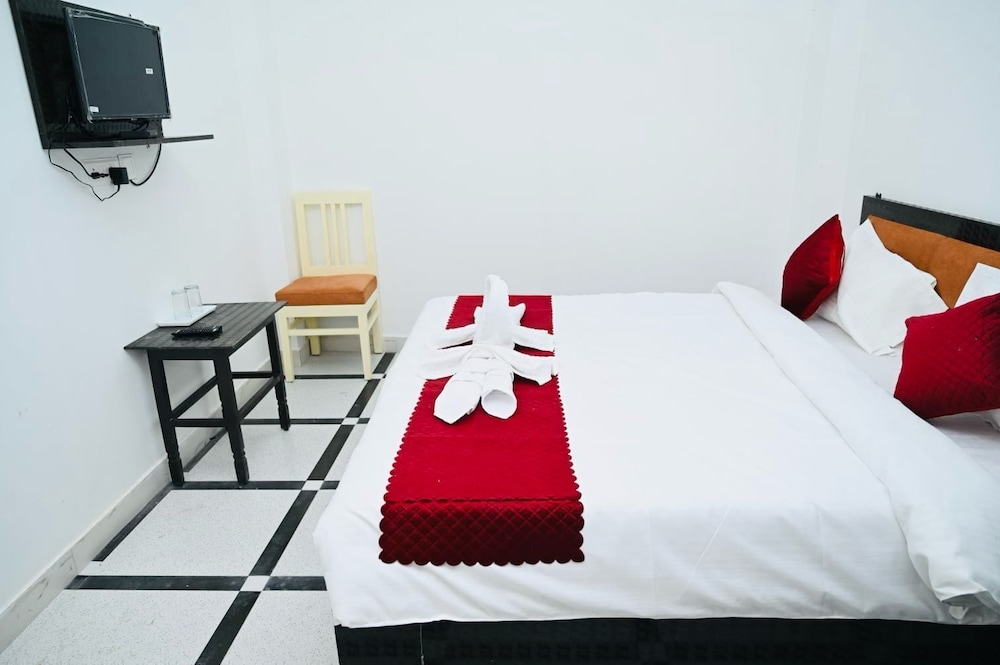 Deluxe Room, City View