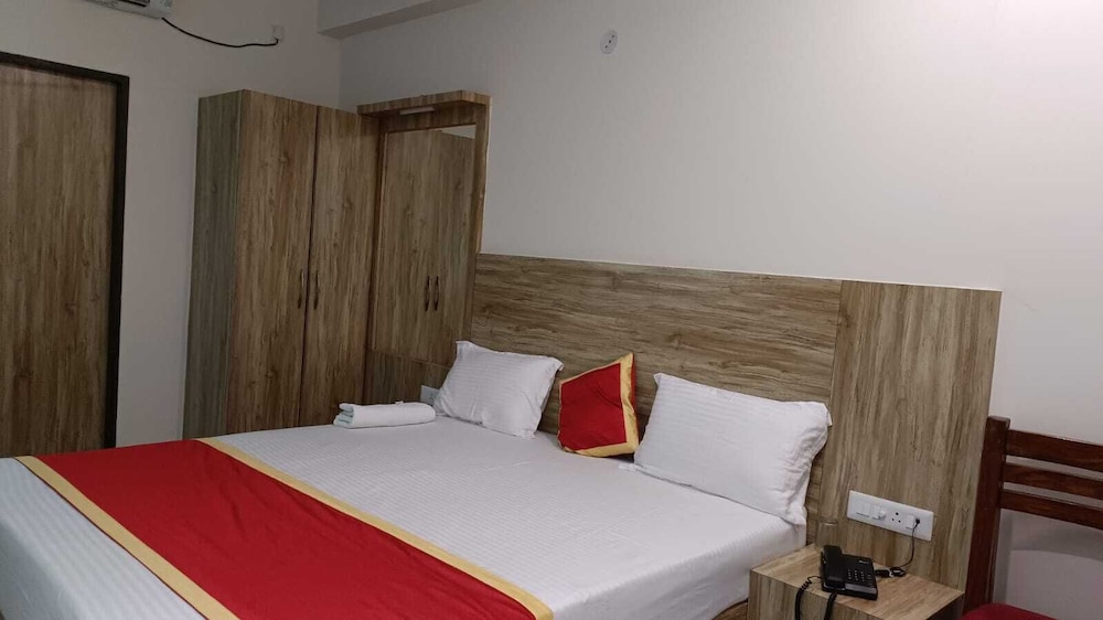 Deluxe Room - Photo 1