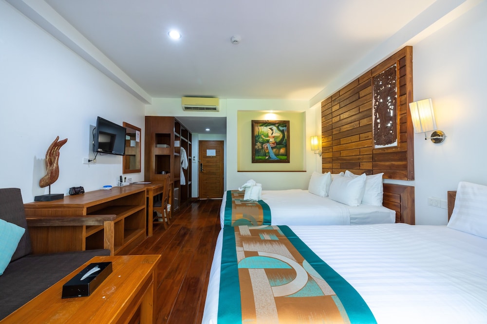 Luxury Triple Room photo 3