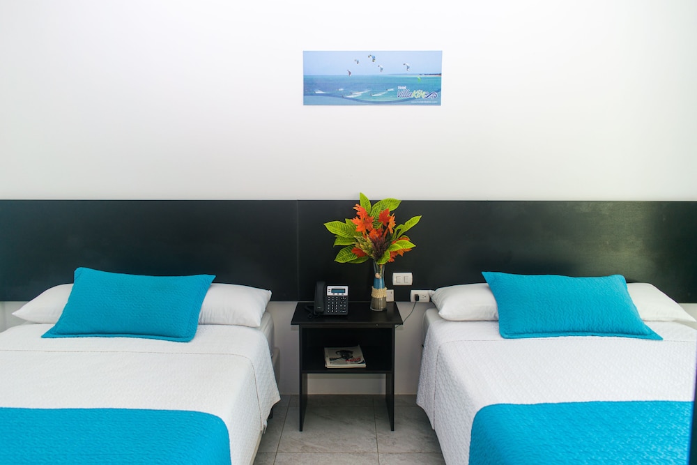 Family Double Room, 2 Double Beds, Balcony, Ocean View photo 1
